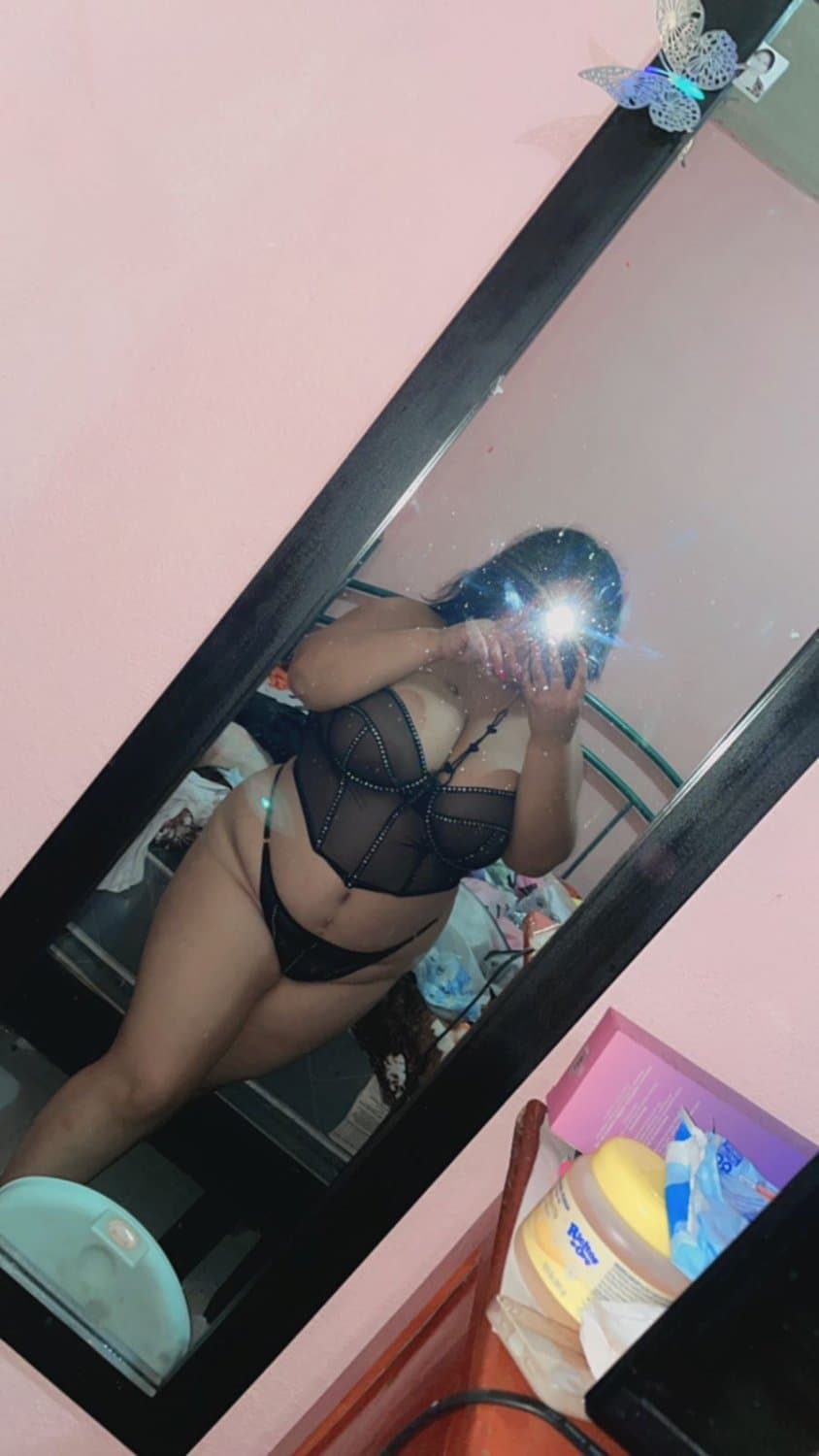 Fat bitch selling some expensive photos, at least those are some huge tits