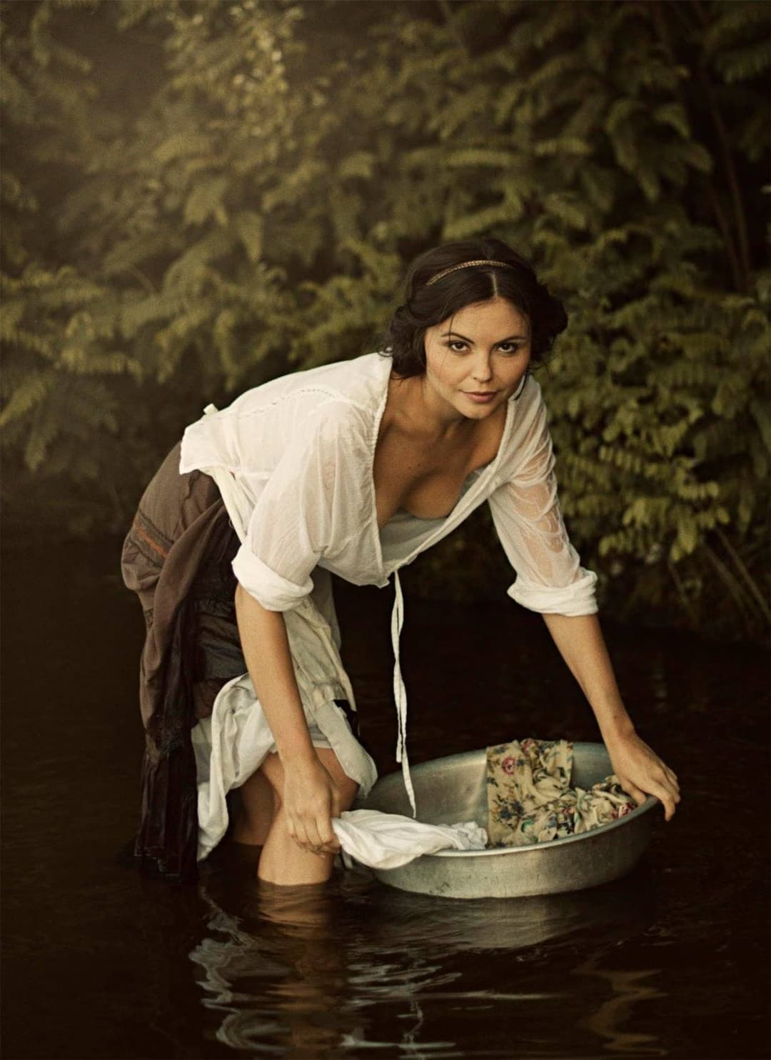 Upskirt Down Blouse 4Oct2025