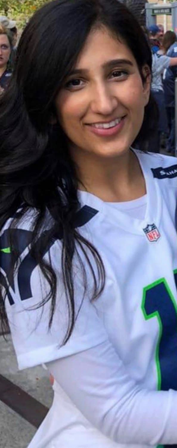 My indian desi Wife wants to be gang banged dm what you would do need 3 ppl