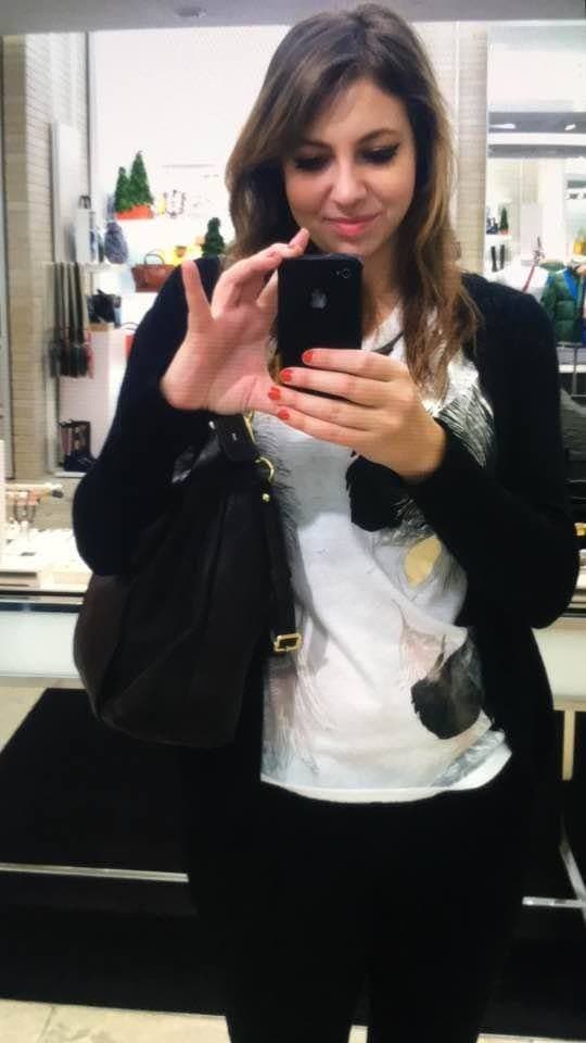 Click to view full size Dumb flat ass slut Rachel