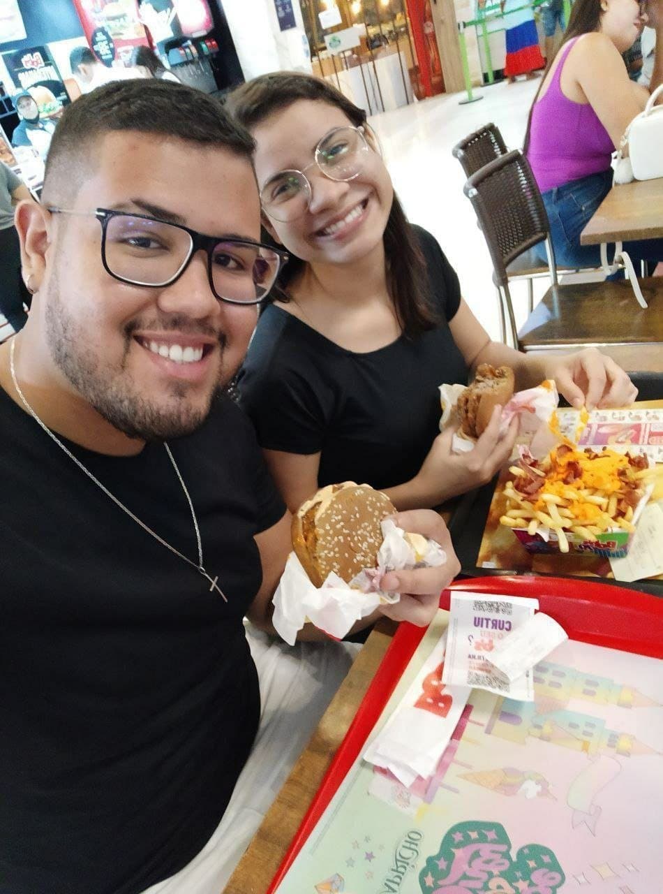 primeiro comeu o fast food depois comeu o cuzinho da ex