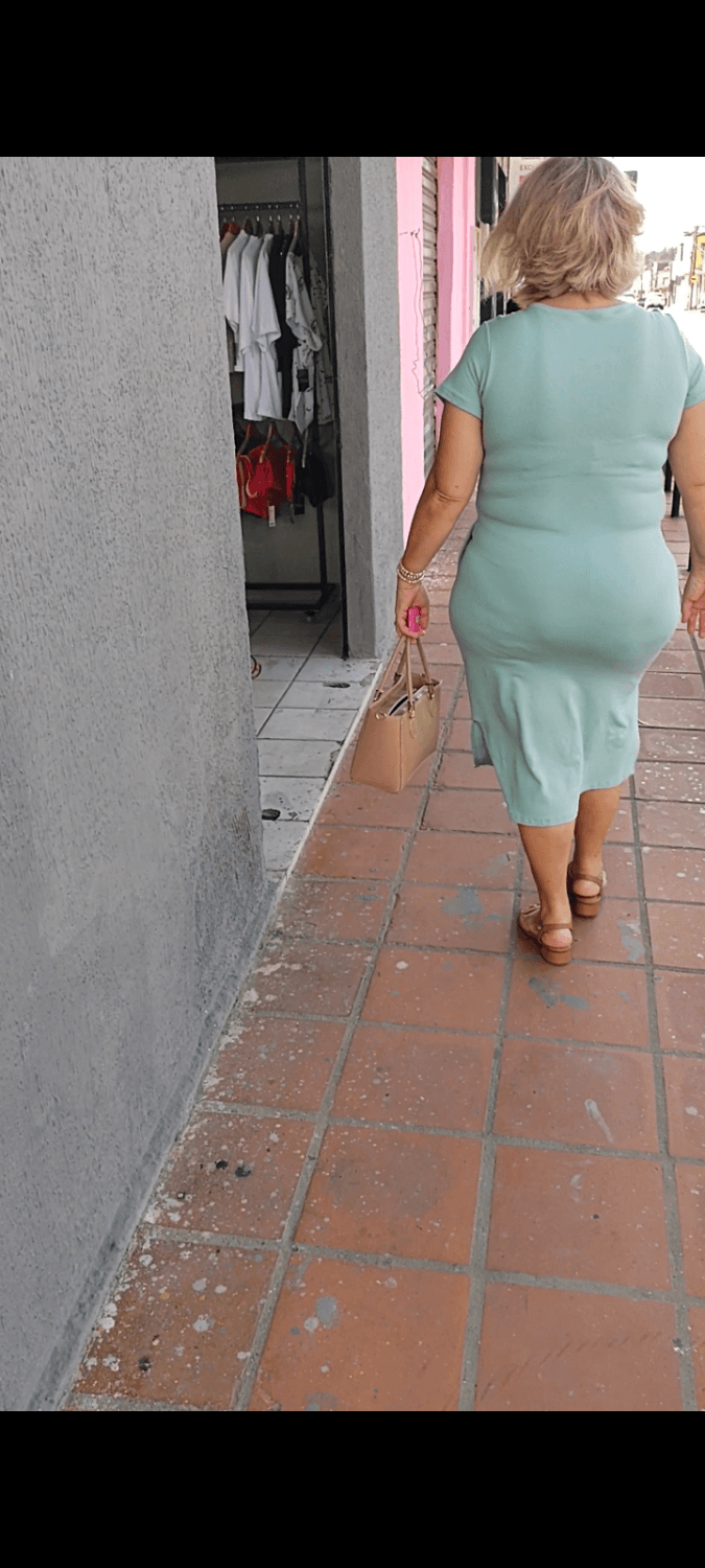 Crente do bundão cheio de celulite