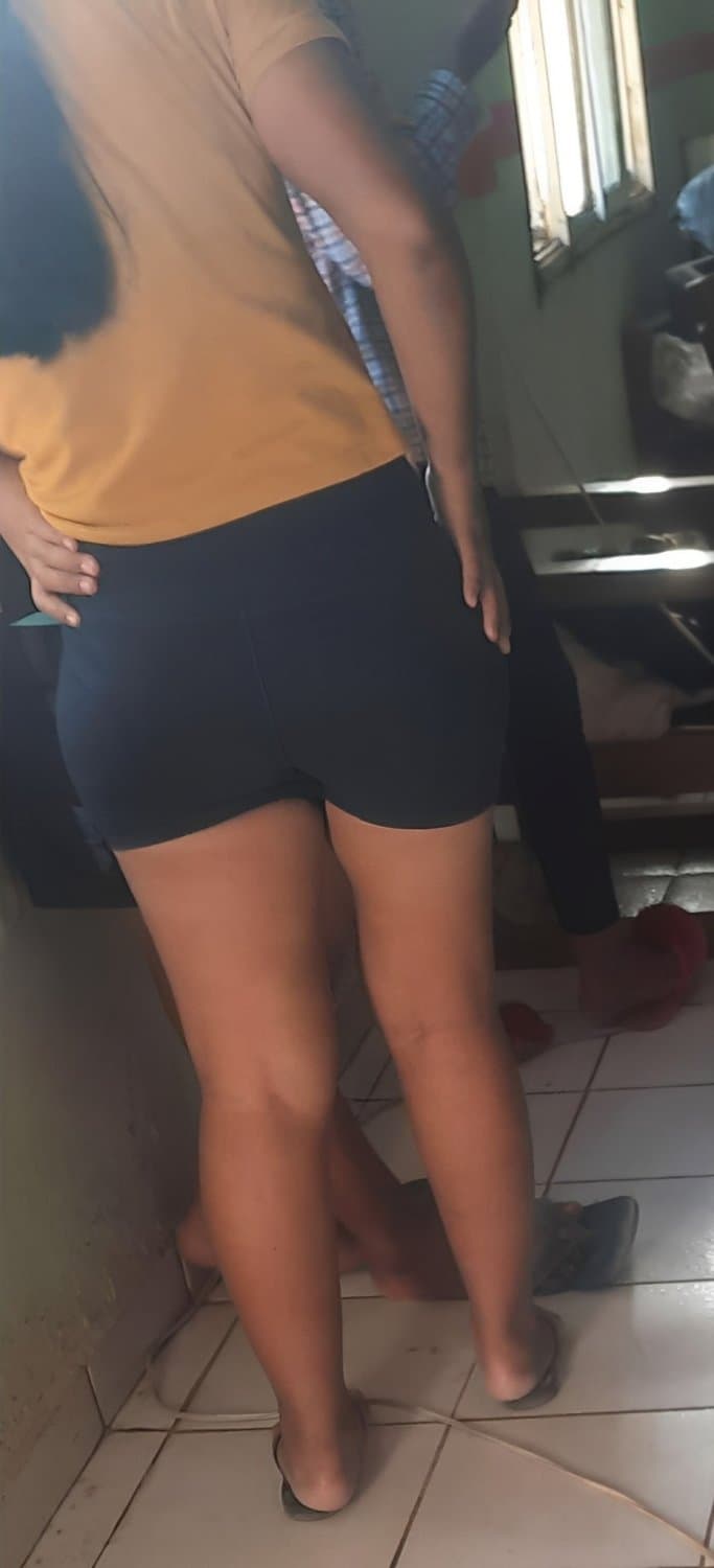 karla lorena heredia salinas espiada, no se da cuenta, amiga