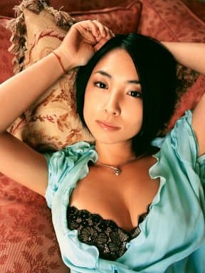 Japanese　芸能　MEGUMI　巨乳　ソフトエロ　一発やりたい