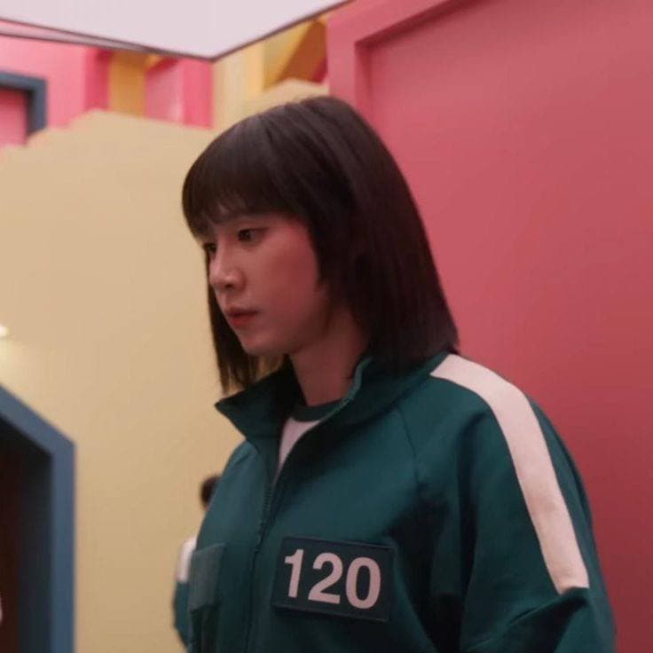 Squid Game, Player 120 blowjob? Cho HyunJu