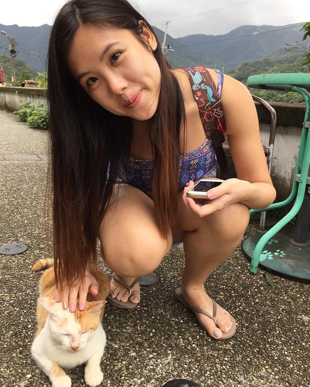 Pretty ABG secretary cheating with her white boss