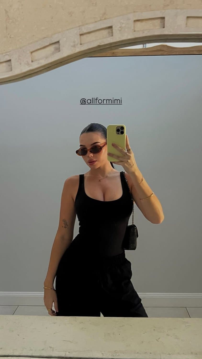 22 yo IRL mom: Hottest IRL gym milf ever! (Part 1) - Please REPOST if you like!