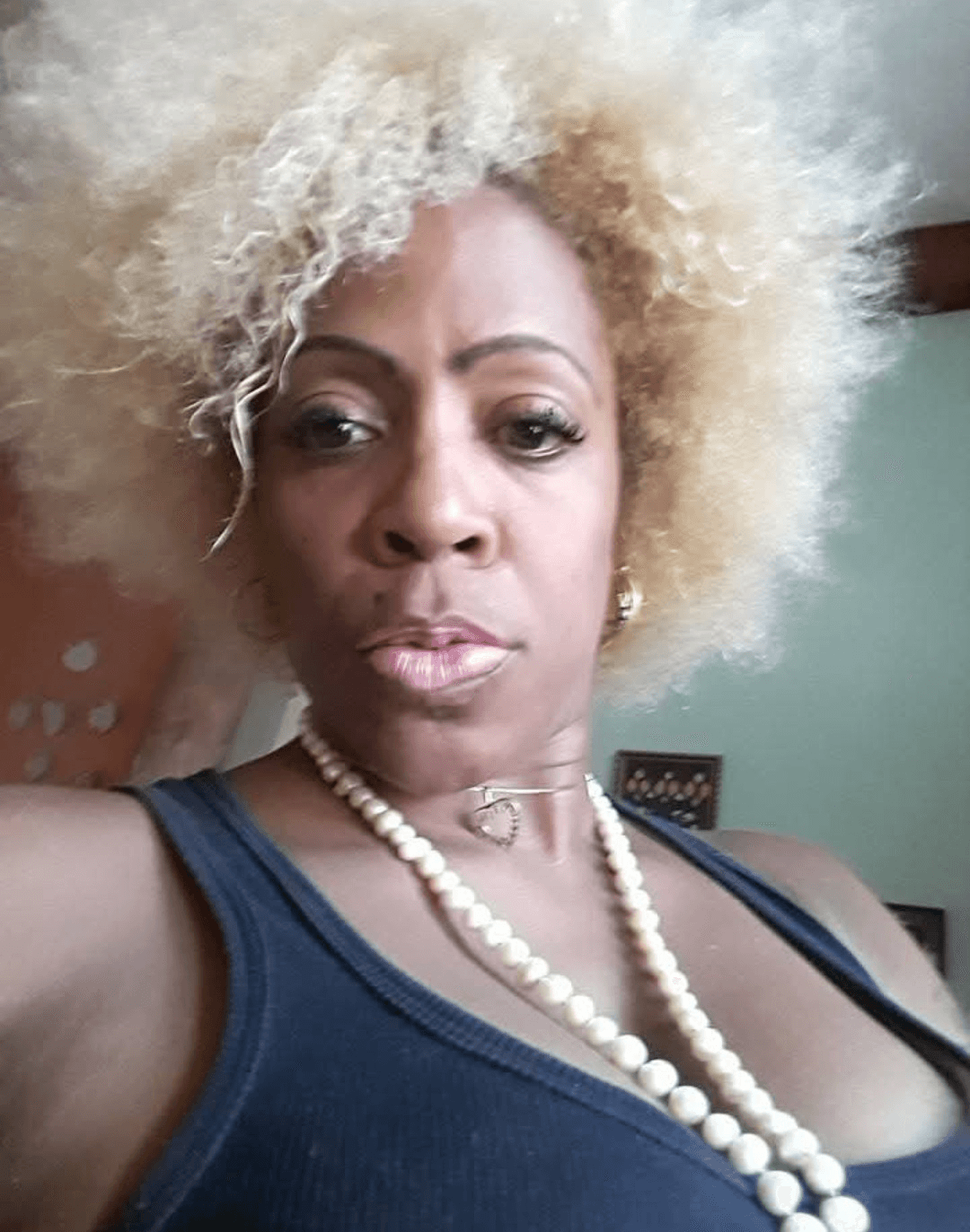 TANIA REYES ROMERO PROSTITUTA CUBANA DE LAS MAS CARAS DE LA ISLA  PERO MUY RECOMENDADA MAMA MUY RICO