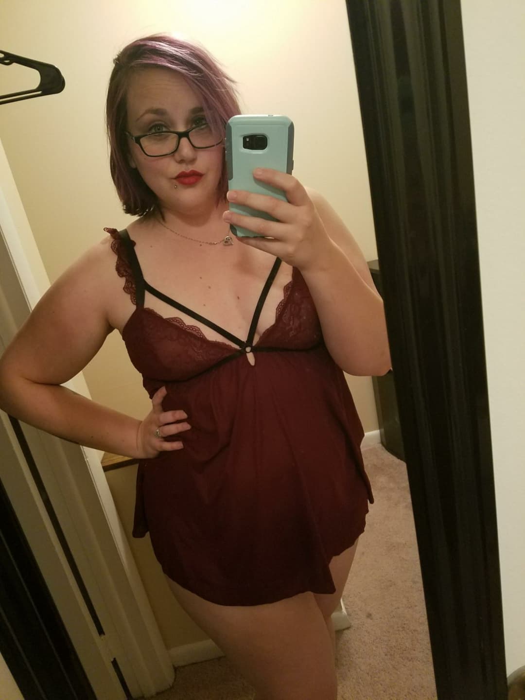 BBWs Taking Selfies (fleshy but not naked)