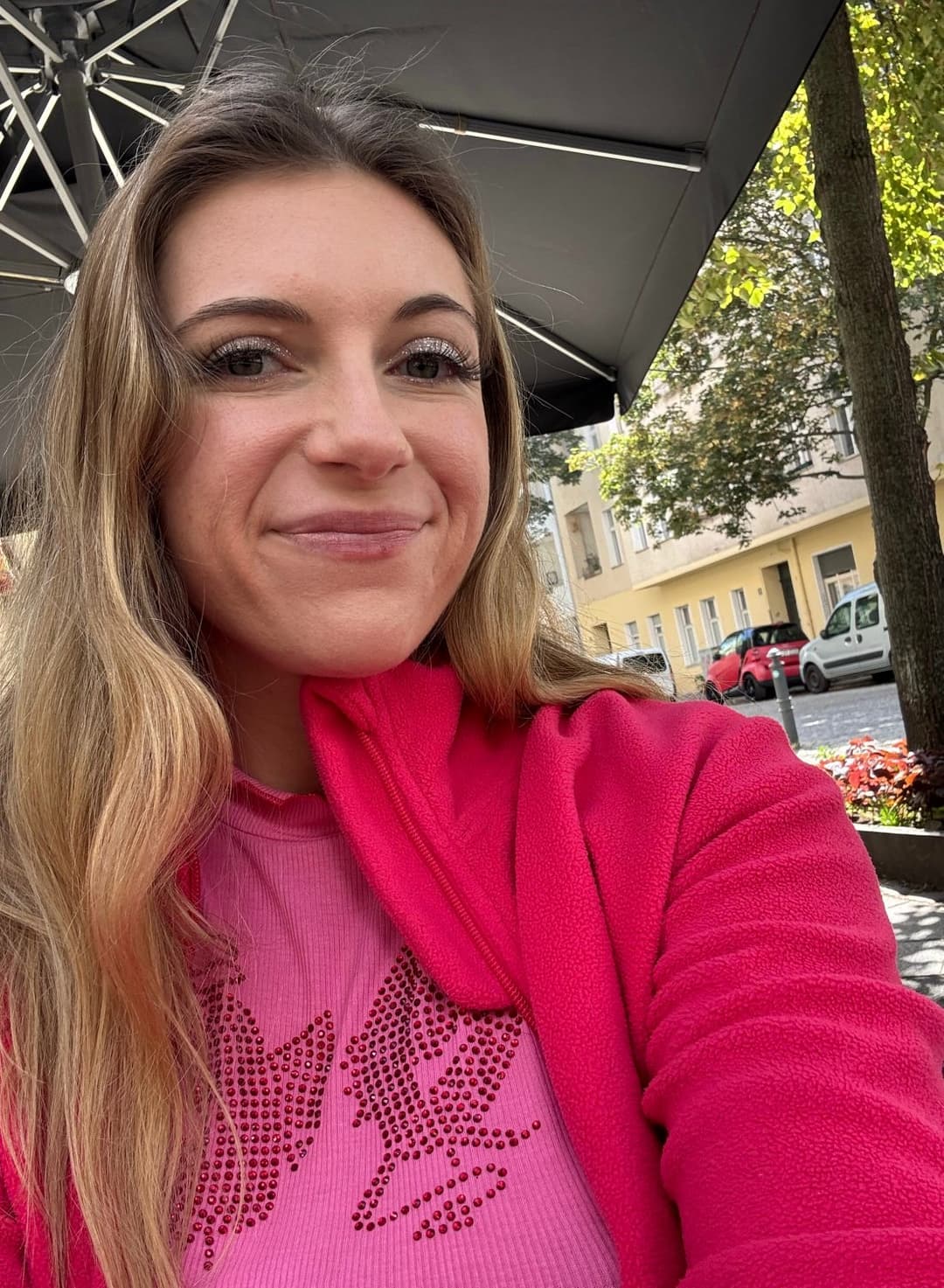 Just empty your dick all on me Daddy