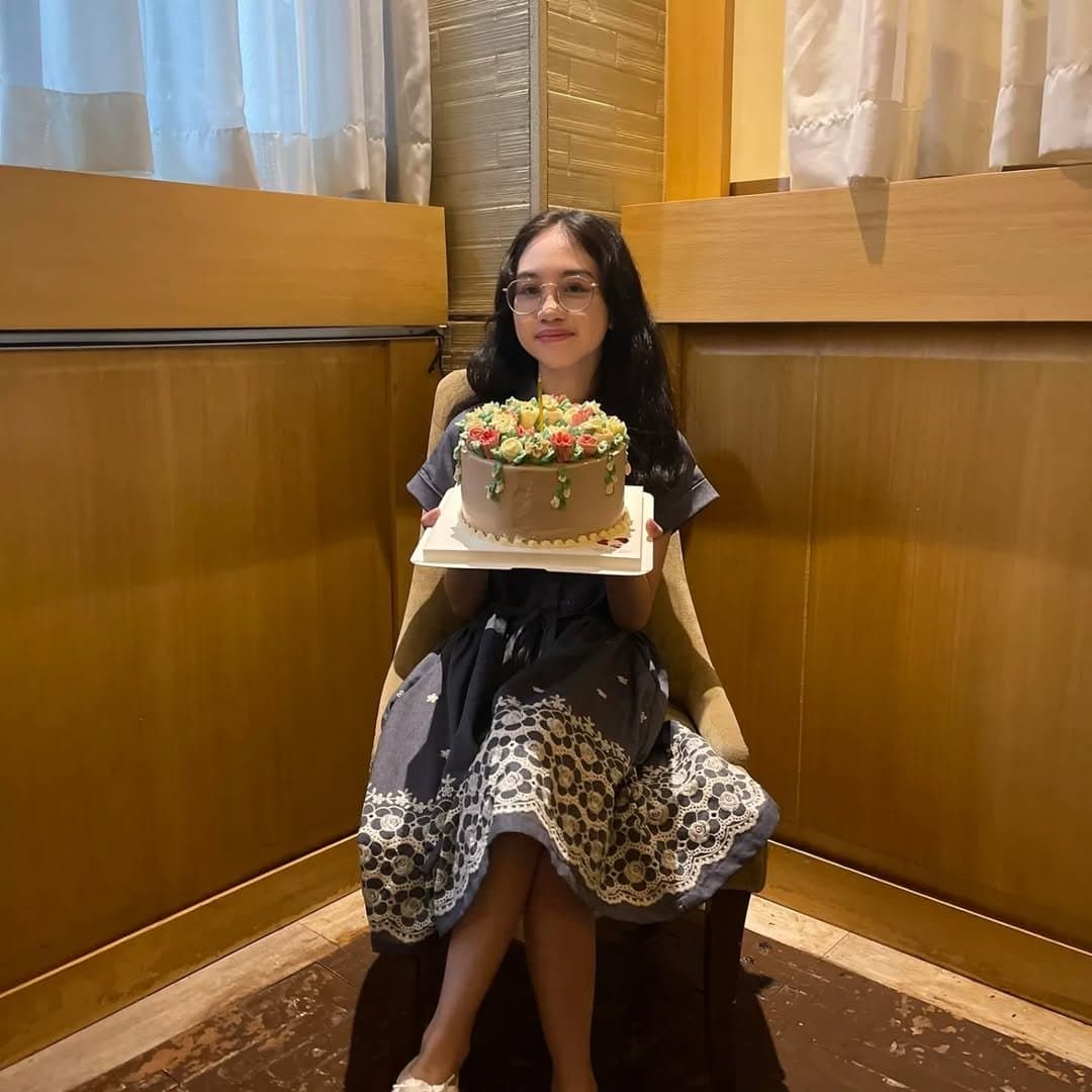 angel is backk! Can someone impregnate her?