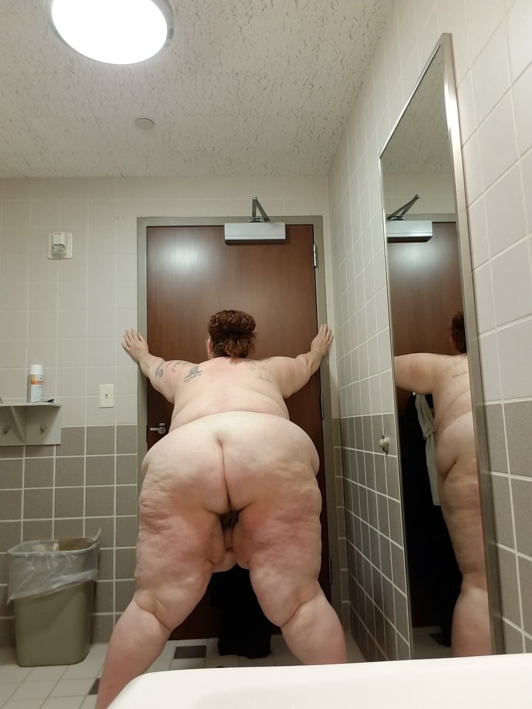 Nasty Public Fat Bitch Aprill Thompson is addicted to BBC