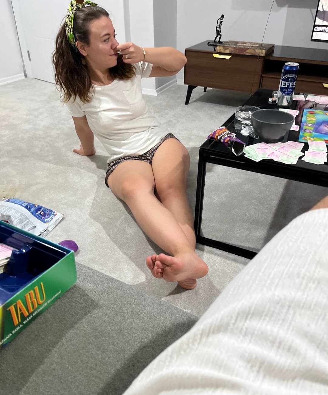 Guy shows his sexy aunt