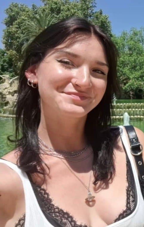 Creepy dark haired IRL goth girl Jana. You know this bitch got a slutty side