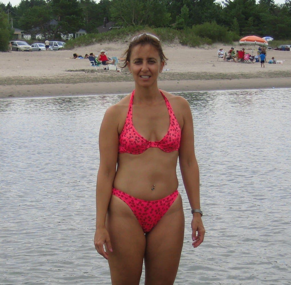 This whore is a wife and mother of 2. Fucking MOM BOD of the gods. This MILFs cunt is golden?❤️??