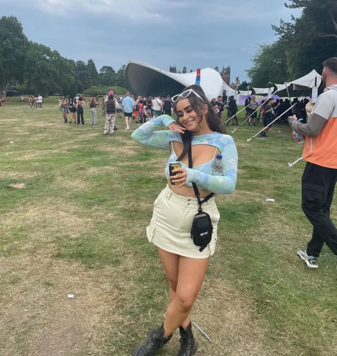 Beth, 22, big tits slut shared by her ex, Kik tongoloman to share yours