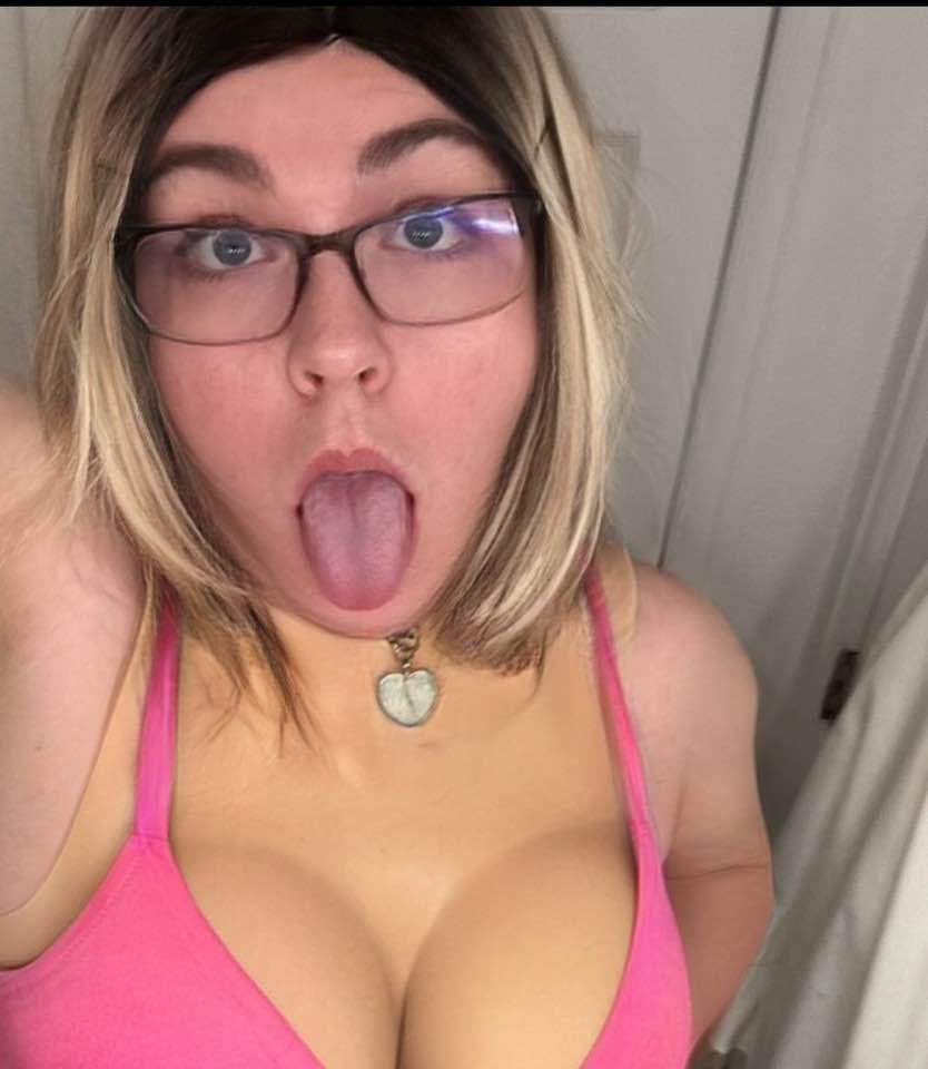 Bimbo Bitch Sissy Jae Lynn Kik: slutbuttsissy