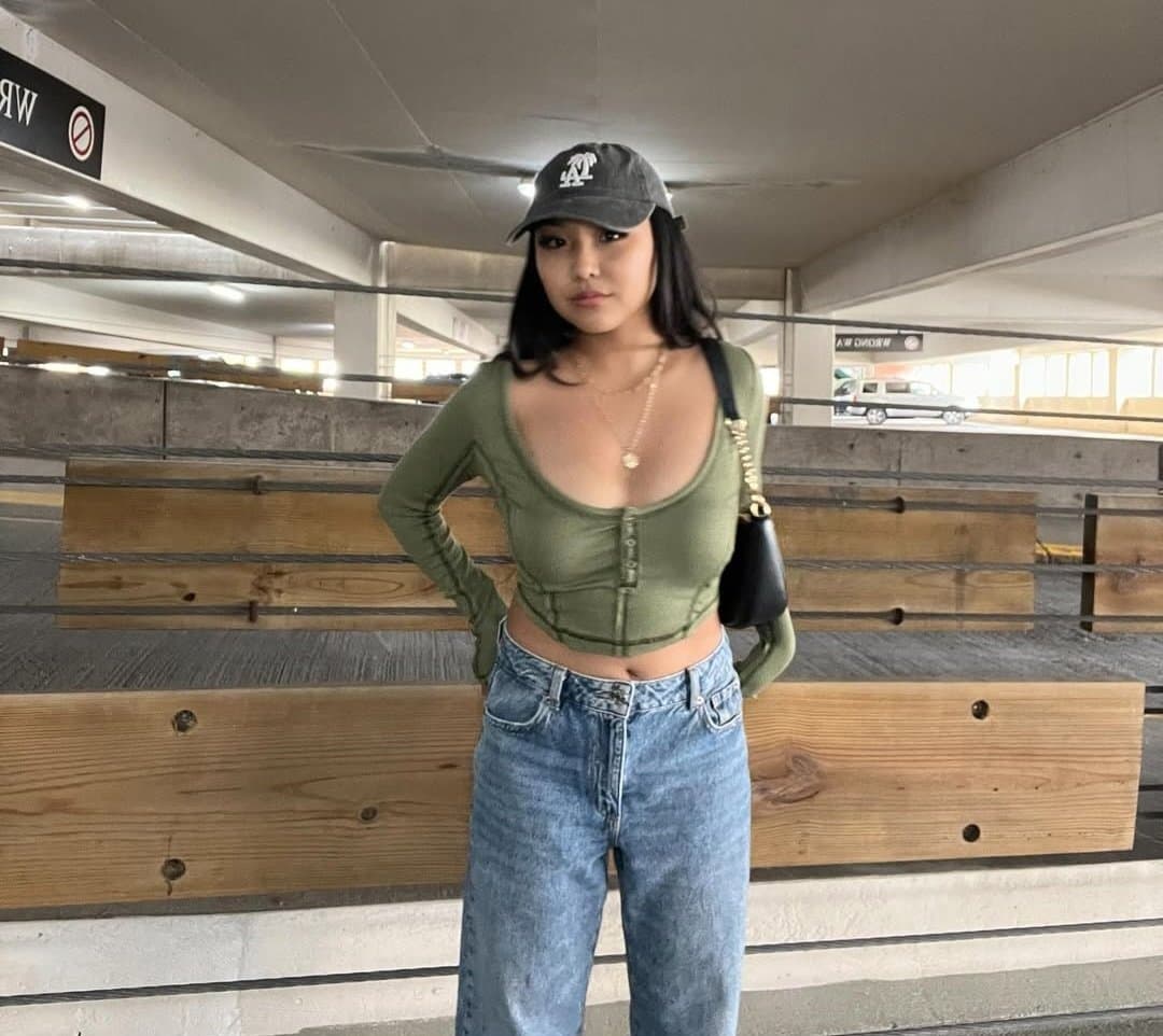 What position you putting her in first?