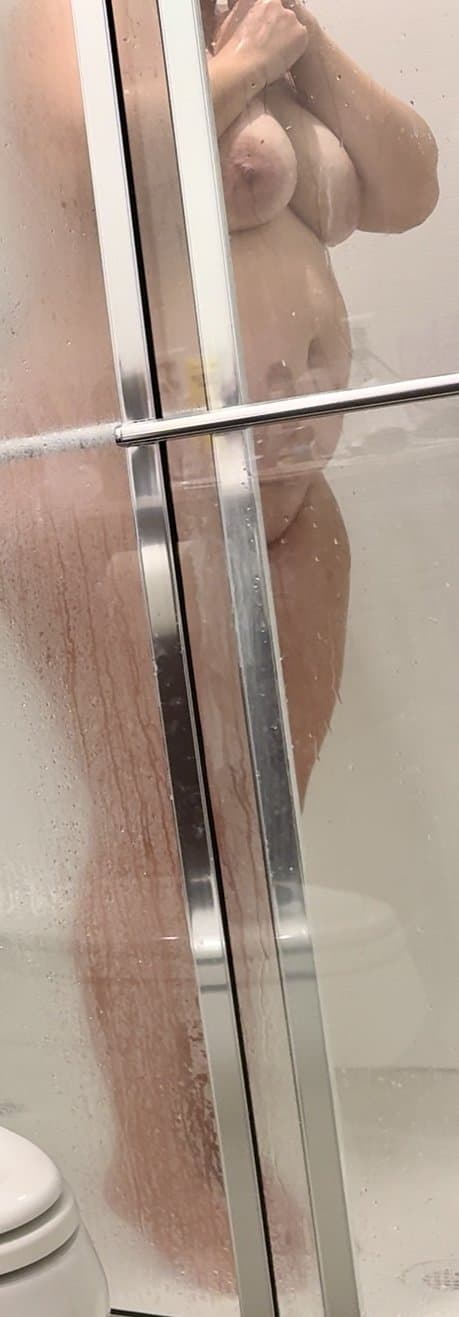 Sexy wife getting fingered and showing off