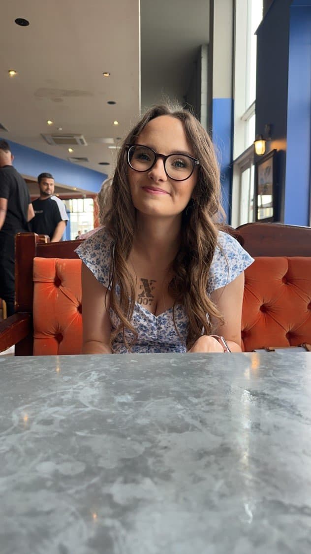 English Slut Gf Claire