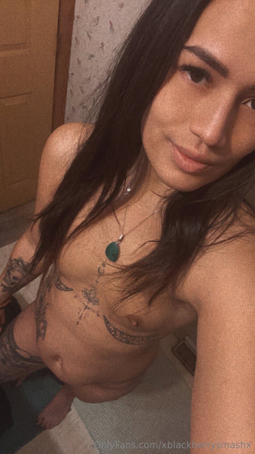 Click to view full size Eden Thomas / Brooklyn Reed