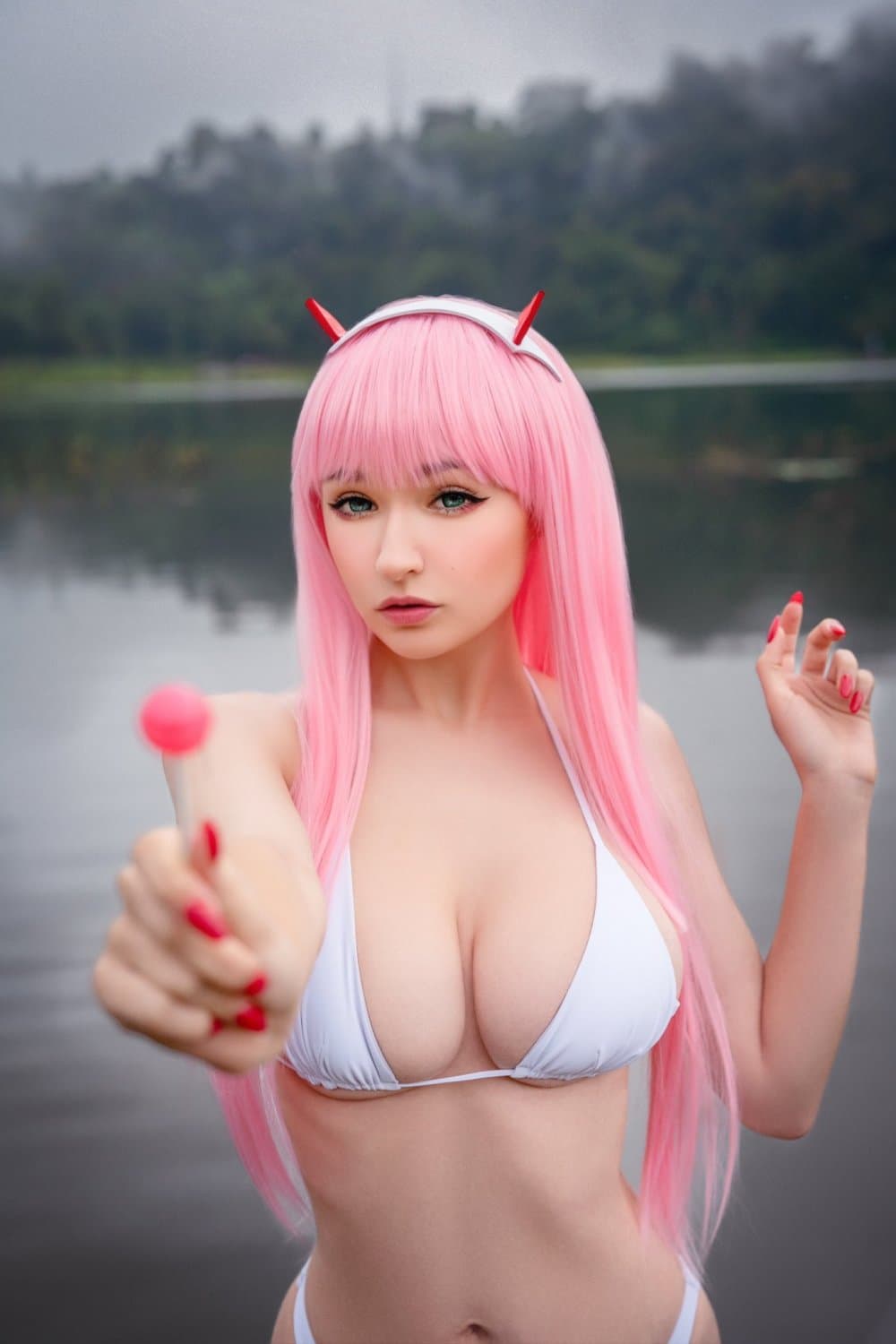 Our Queen your anime girl fesch6 in a bikini