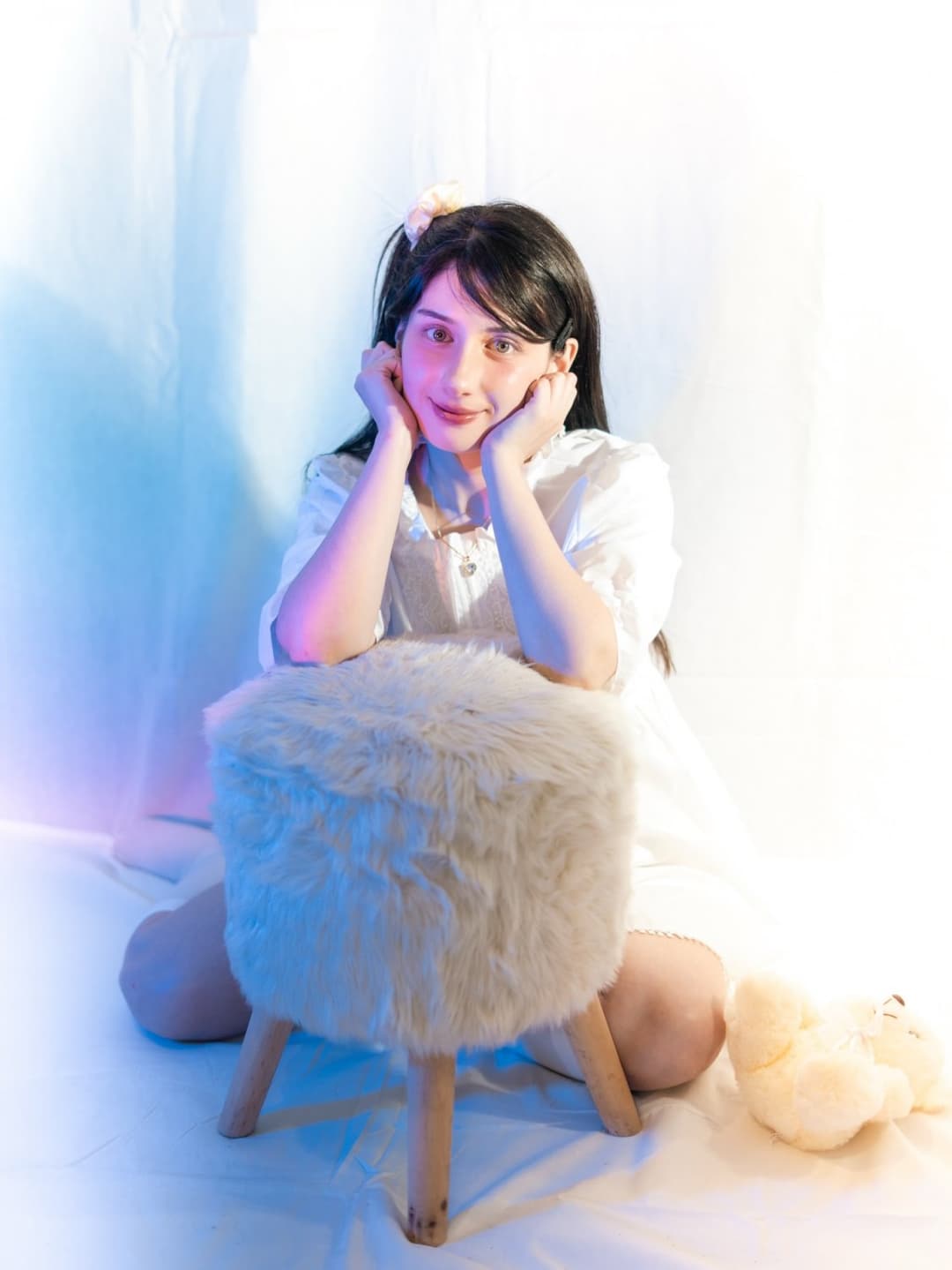 Beautiful Chilean girl with green eyes.