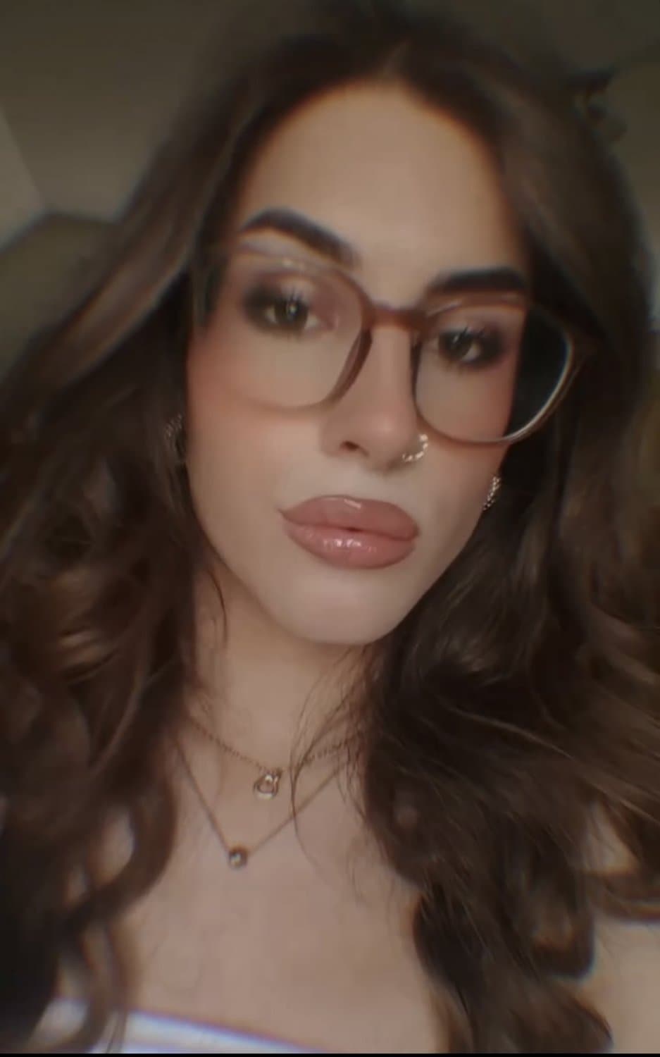 Trans Beauty Gets Handjob on First Date: First Time with Shemale Ends in Cum Explosion