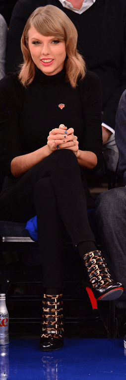 Taylor Swift, long legs in heels and ankle boots collection