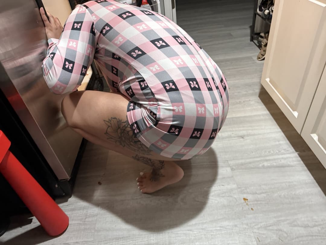 Bf wants everyone to see Stephanie. Kik grandpa.72 gif similar treatment