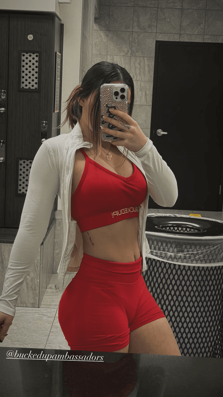 Tiktok slut Regan Marie (21)