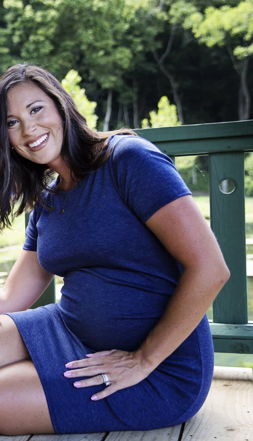 Sexy Taylor looks pretty damn fine nearly two decades later from getting topless for G G W