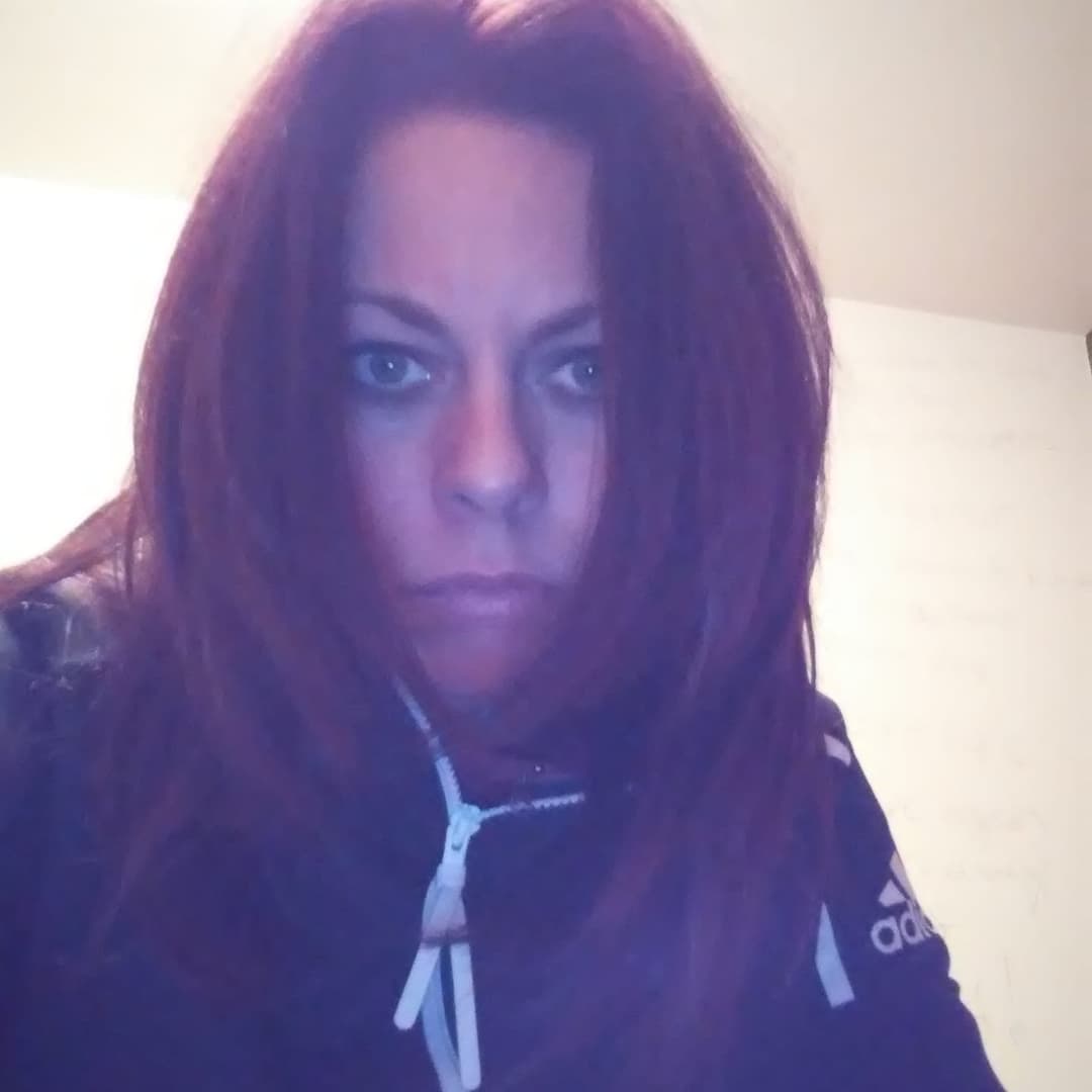 Hi,  I am interested in becoming an adult model.   If interested,  https://photos.app.goo.gl/h9aKhs1