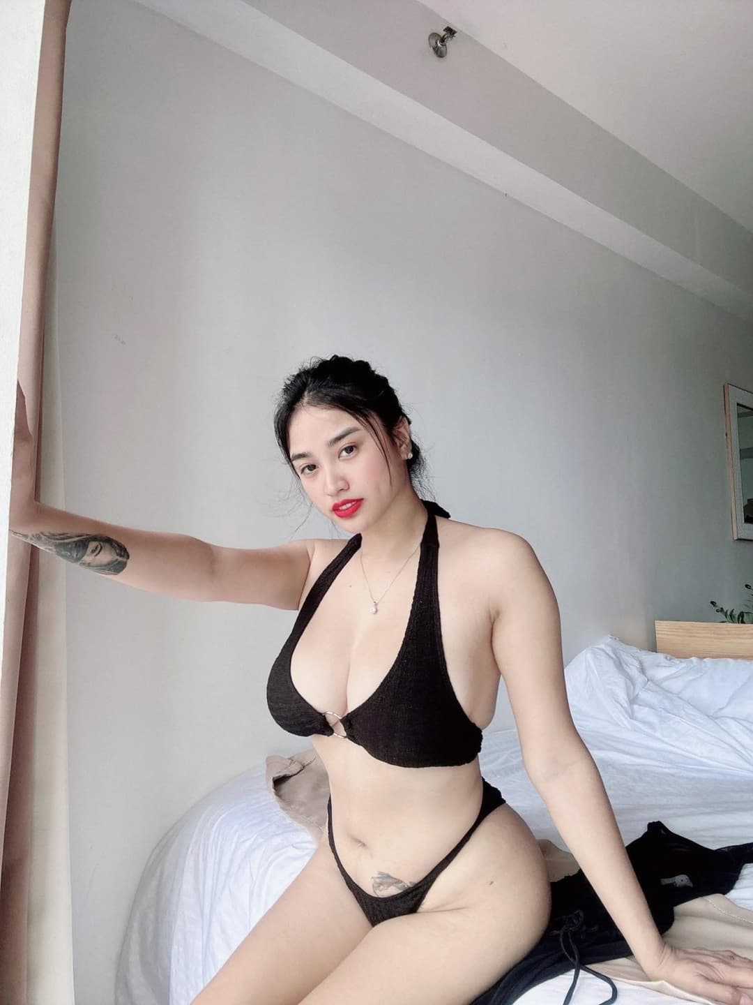 Asian Pinay Model Body Paint ABG