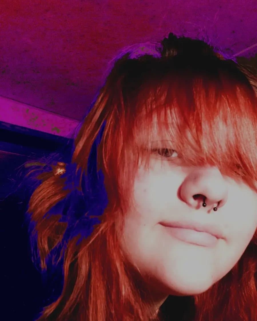 WHITE EMO WEEB MAKING GOONERS NUT