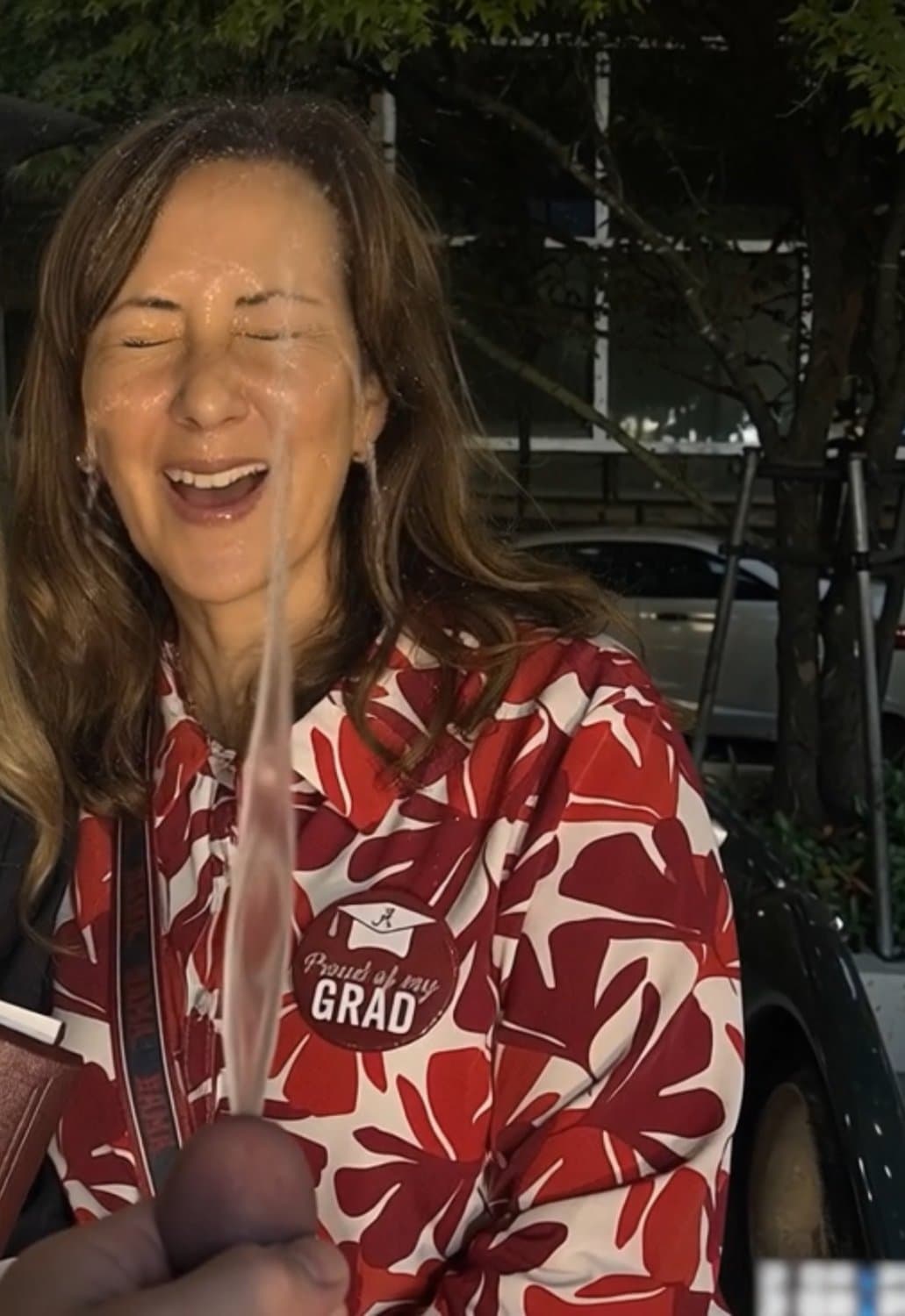 Milf AI Full Face Piss V2 10161404