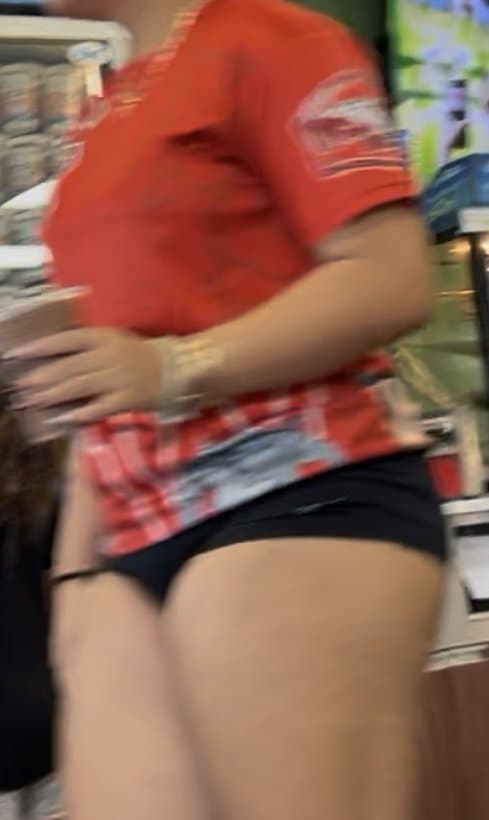 Thick Asian in short tights. Has fat pussy print and thick ass. Not OC