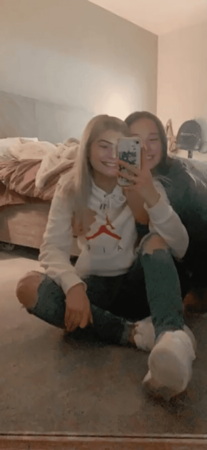 So jealous of this blonde smacking this ripped assholes hard cock on her face before sucking it good