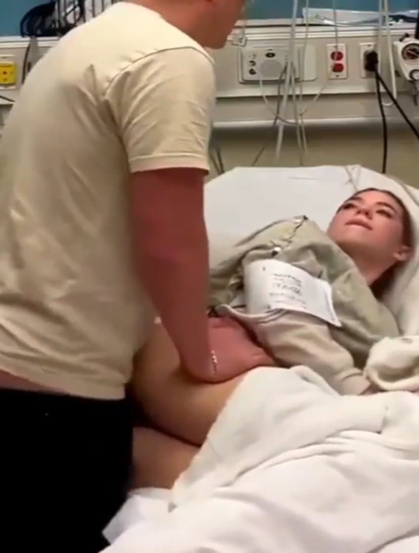 They had a quickie in the hospital room