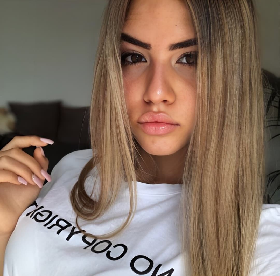 [kik]shsjebbd wish free use was a thing and I could fuck my dudes ex but in return they can use mine