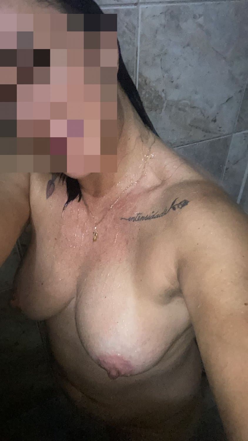 Click to view full size #14: Mais uma contribuição de vários maridos. Mande a sua esposa via DM. 100% amadoras brasileiras.