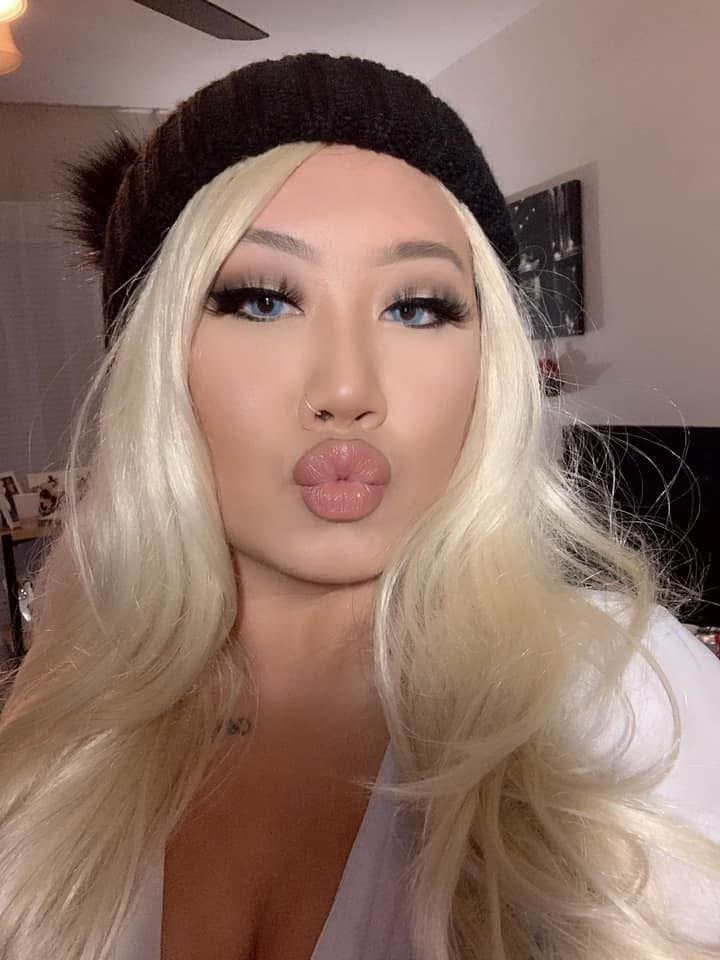 Perfect Dick Sucking Lips