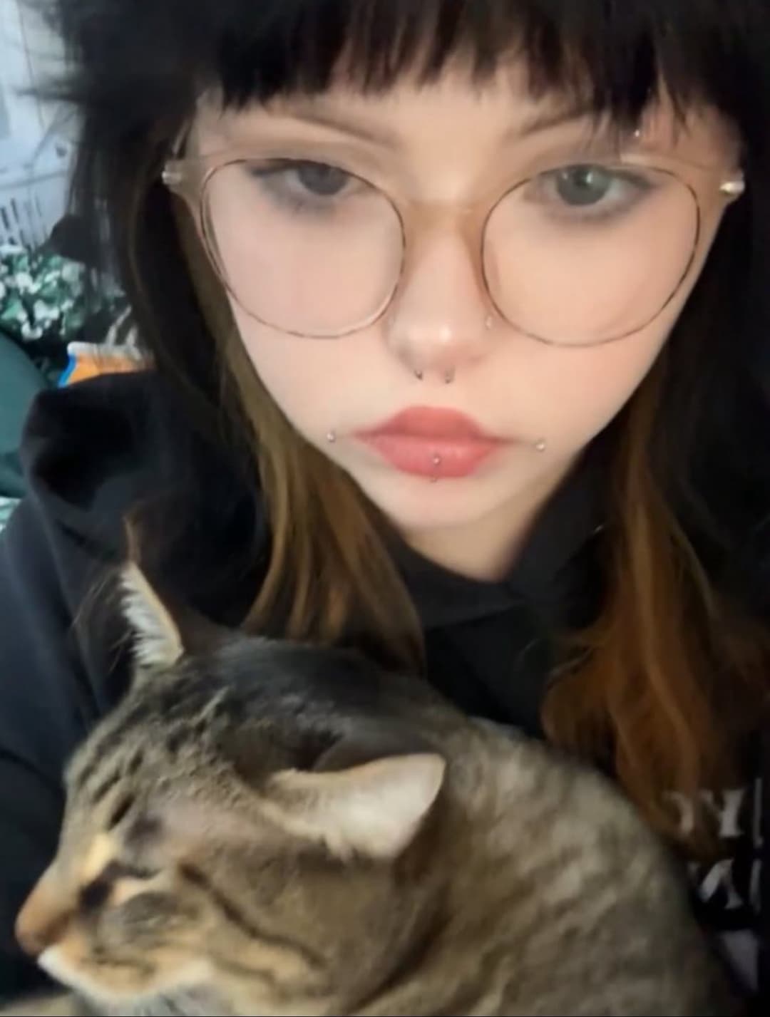 Goth Pawg loves clown make up and titty fucking