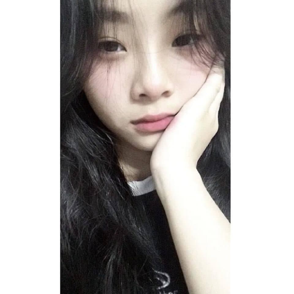 Click to view full size nhìn con đĩ này nứng quá các ông , ai quay clip bắn tinh vào mặt con đĩ này với