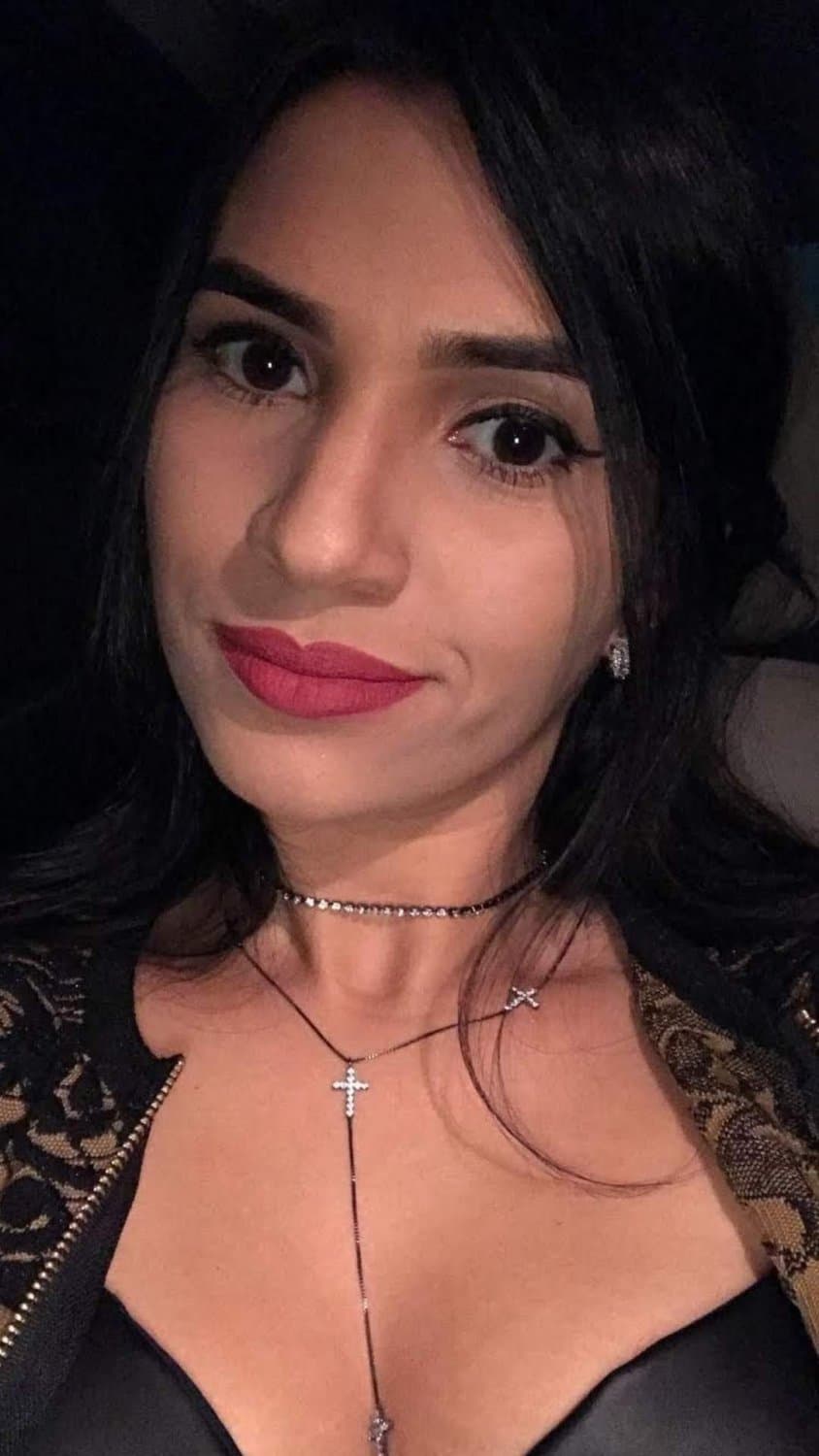 Morena do rabo grande dando gostoso para dotado