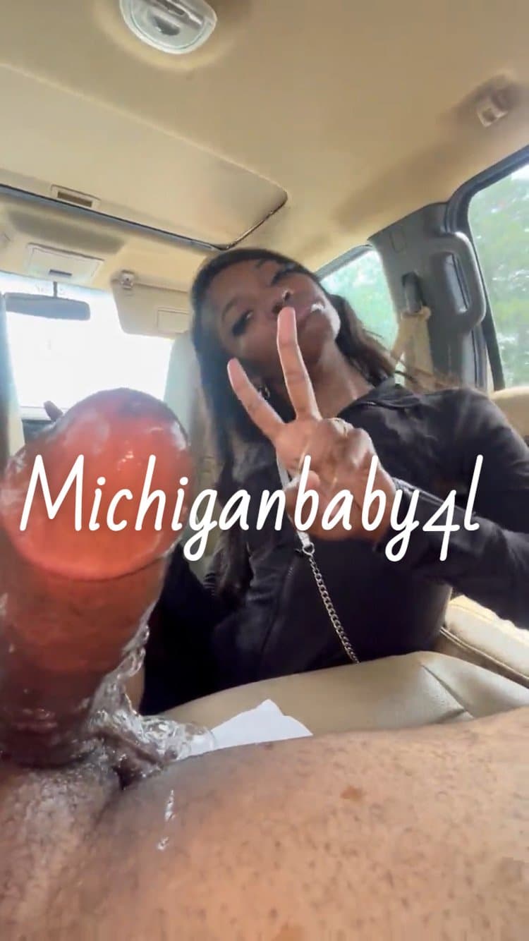 New Video Coming Soon Of Bryanna 19 Eating Straight Dick…..