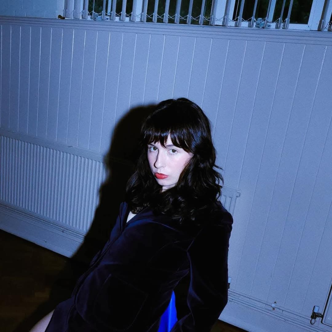 Exposing hot slut riding on Dillon and squirting