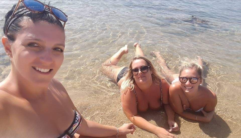 Audrey ma salope, commentez pour plus - Audrey my bitch, comment for more