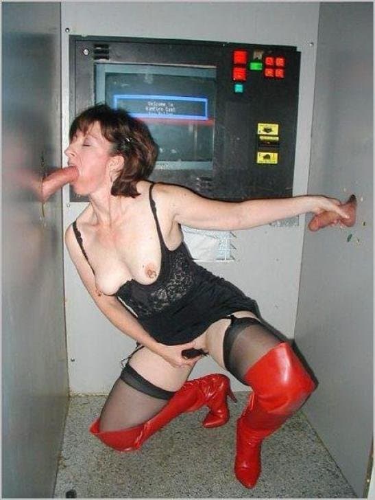 MORE LEGENDARY Hotwife Tish sucking all cocks