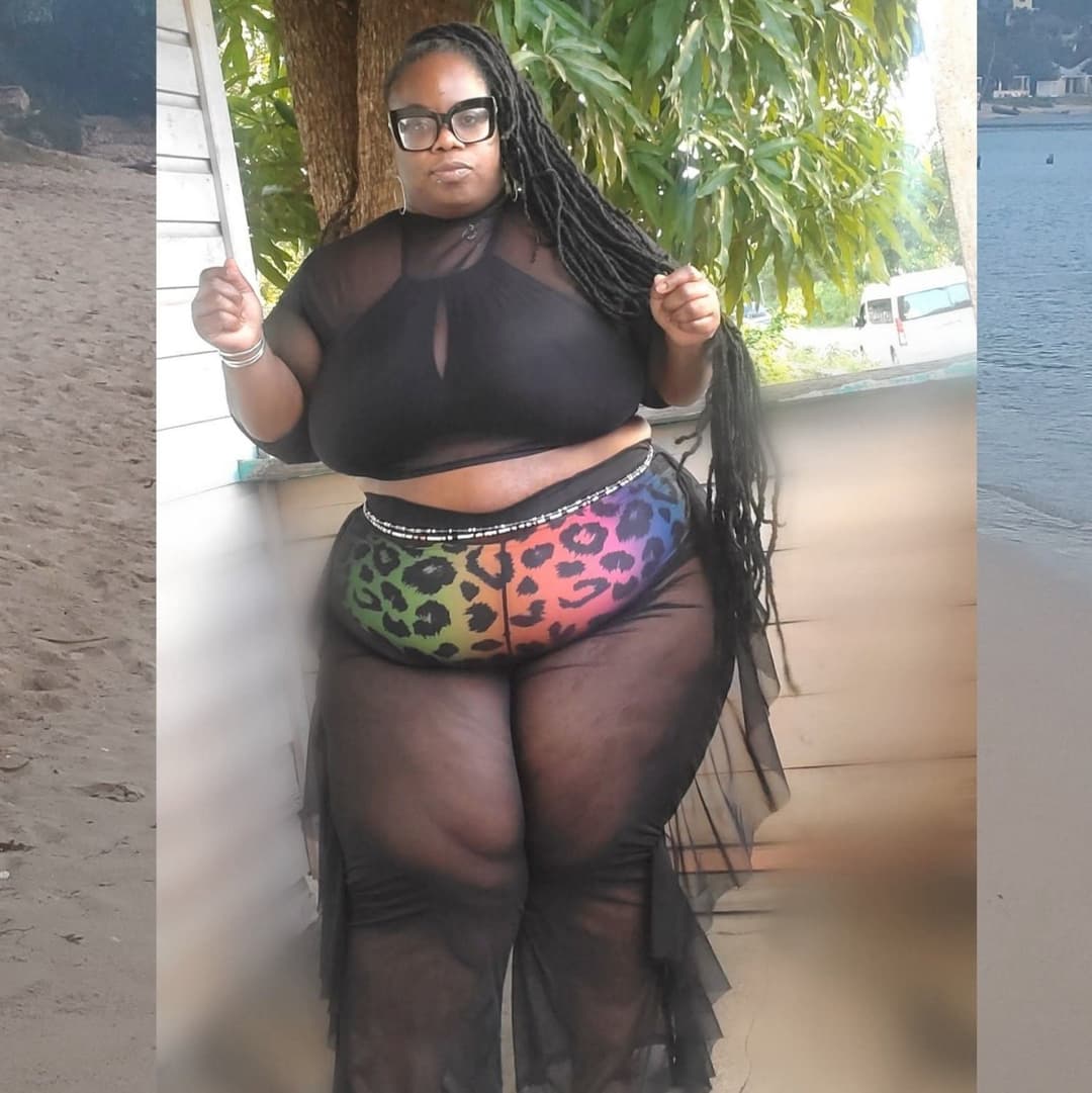 Big booty man hating feminist that I would ruff fuck in her ass & I would not pull out 137